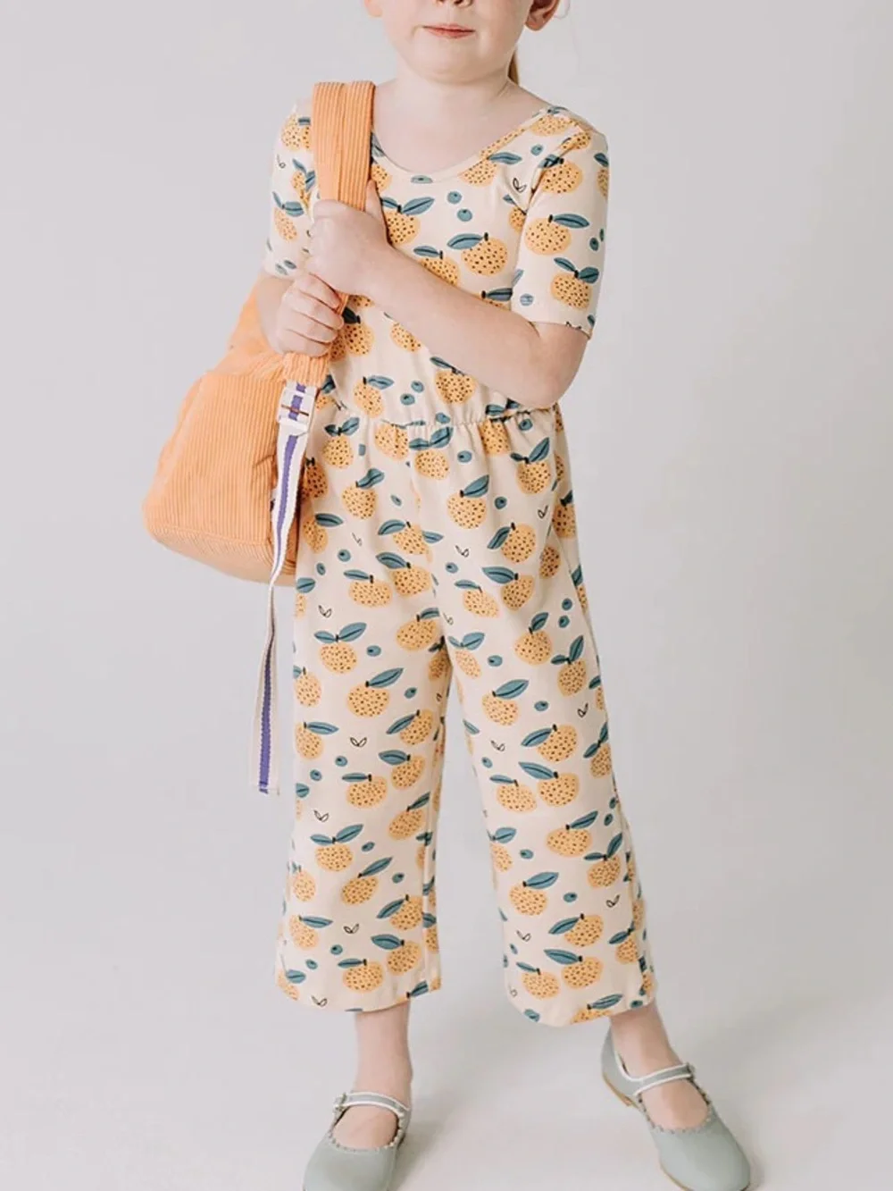 Alice + Ames The Short Sleeve Wide Leg Jumpsuit in Fruity Harvest Size 10
